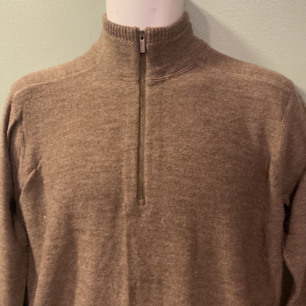 Smartwool 100% merino wool khaki cooor men’s medium qtr zip sweater